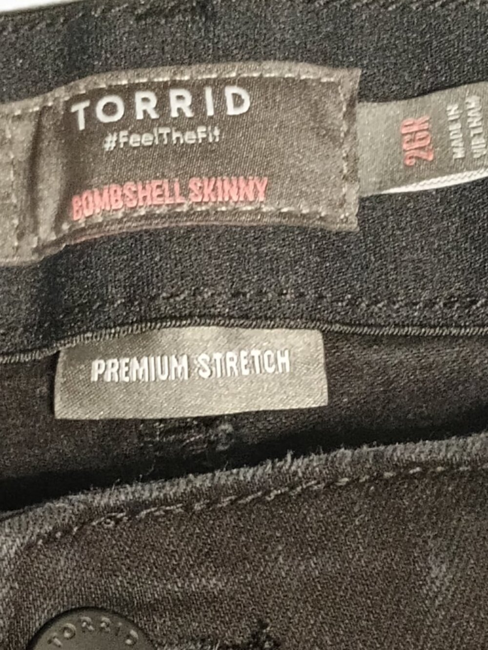 Torrid Bombshell Skinny Jeans Women’s Plus Size 26R Black Premium Stretch Denim - Picture 6 of 8